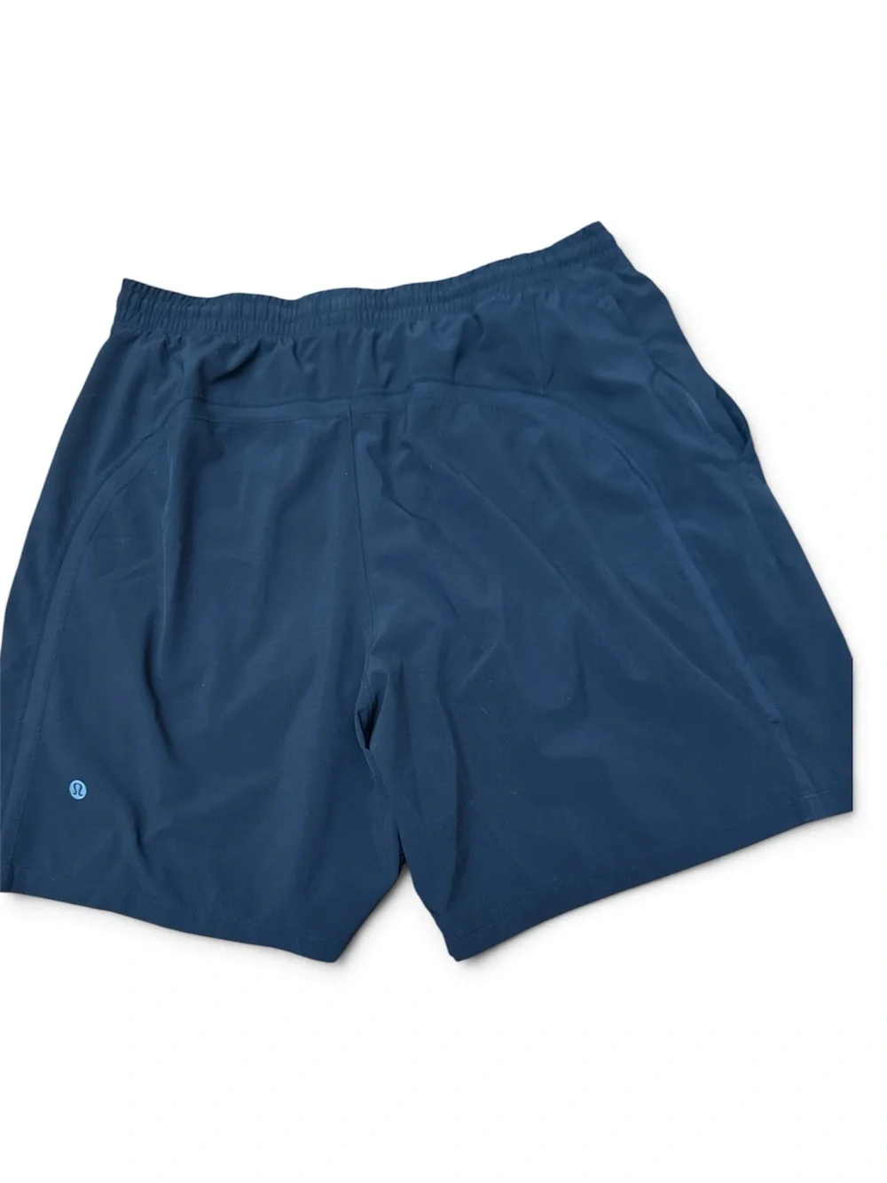 Lululemon Men’s 7” Black Shorts w/Lined